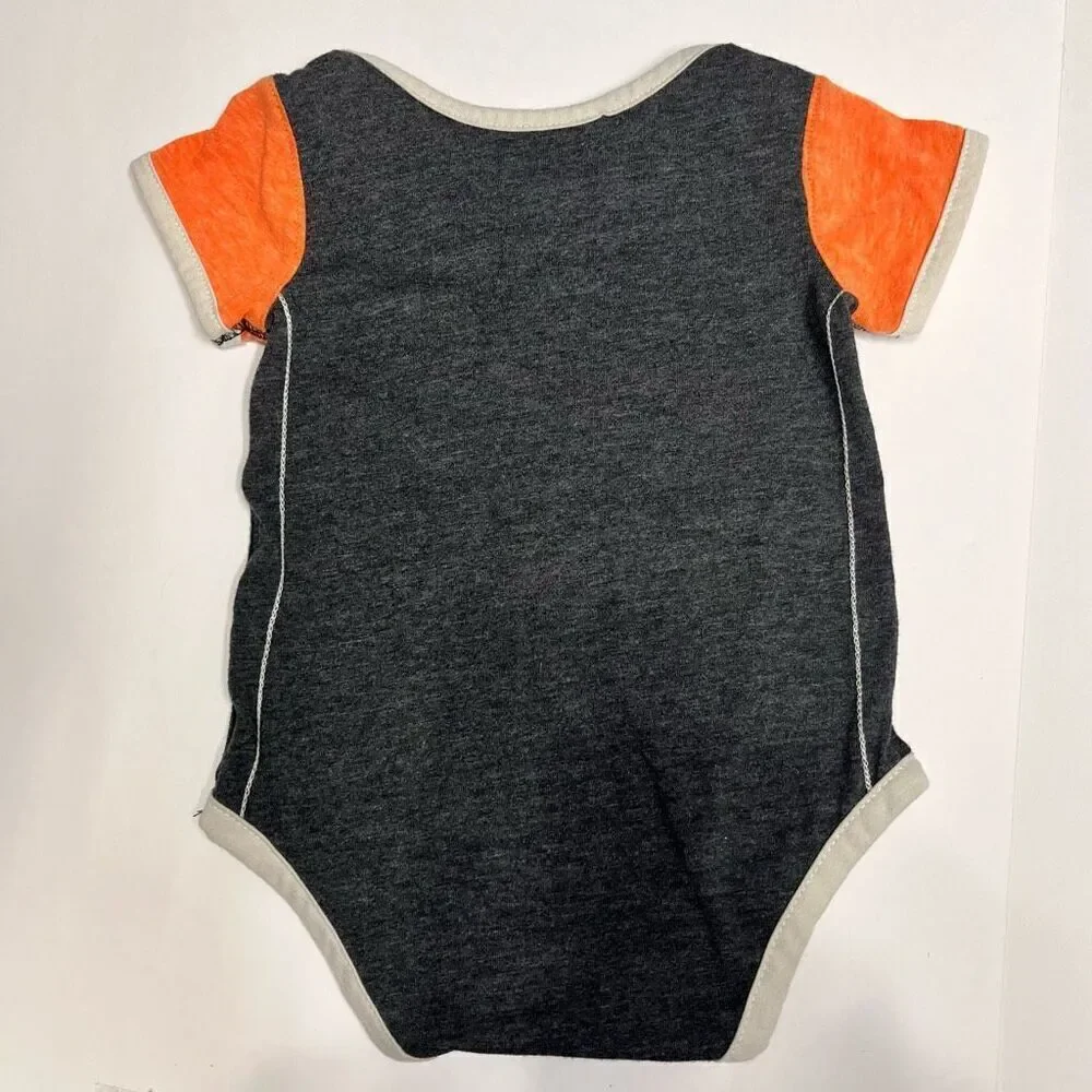 Cooperstown Collection By Majestic   SF Giants Bodysuit   Sz  3/6 Months